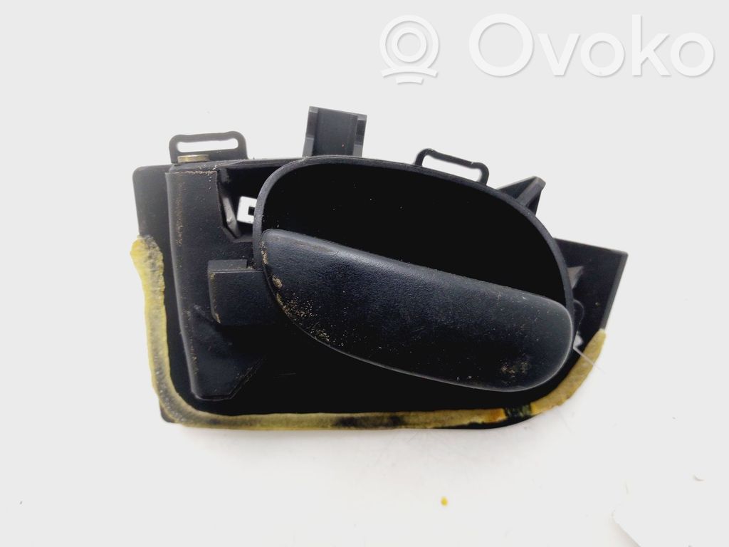 Peugeot 206 Maniglia interna per portiera anteriore 