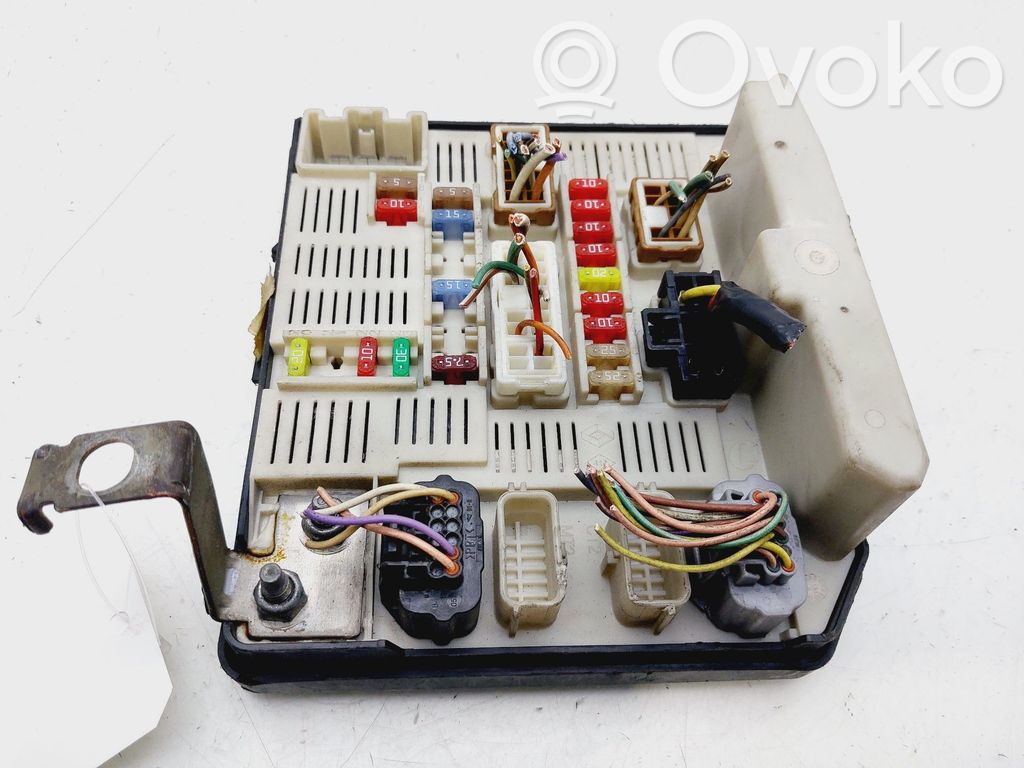 Sonstige Steuergeräte / Module   8200481866F