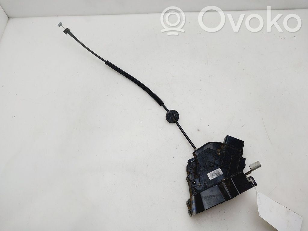 Ford Focus Aizmugurē slēdzene 