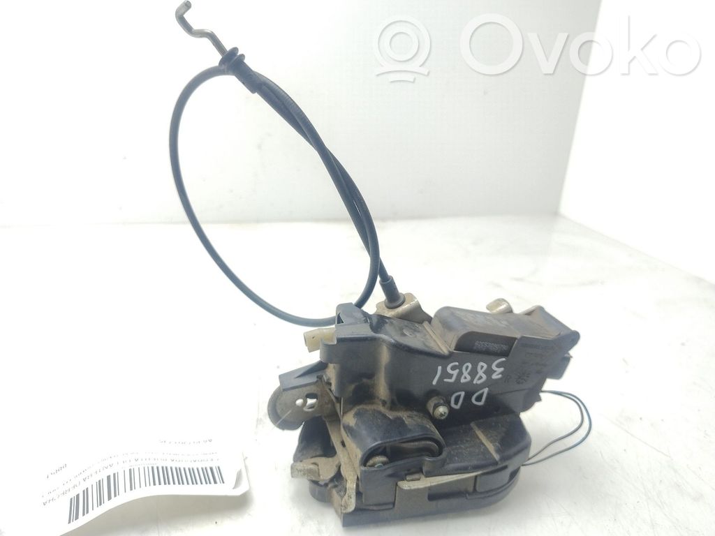 Mercedes-Benz Vito Viano W639 Zamek drzwi przednich 