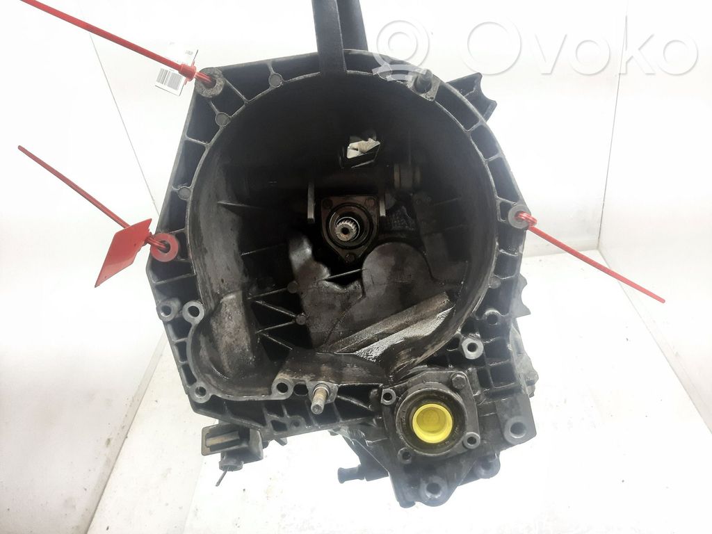 Alfa Romeo 147 Caja de cambios manual de 5 velocidades 