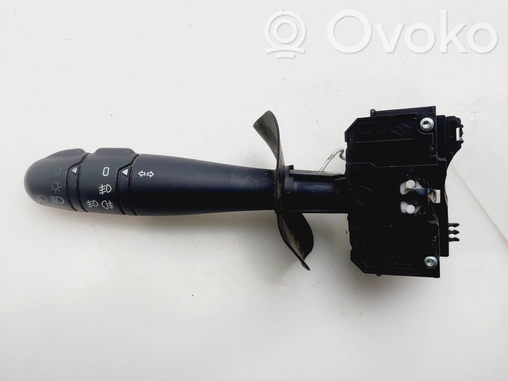Light switch   7701047551