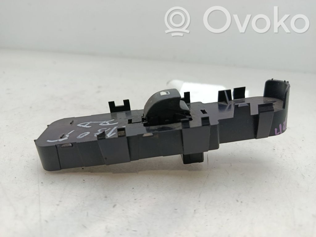 Citroen C4 I Electric window control switch 