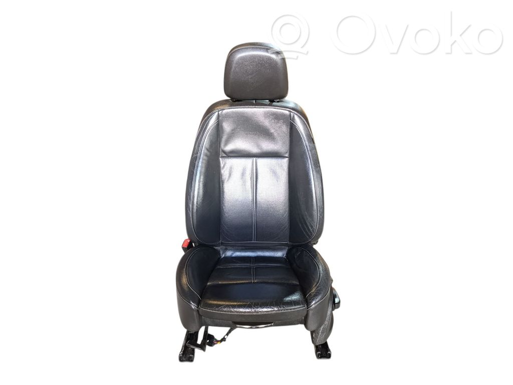 Fotel przedni kierowcy   13582213