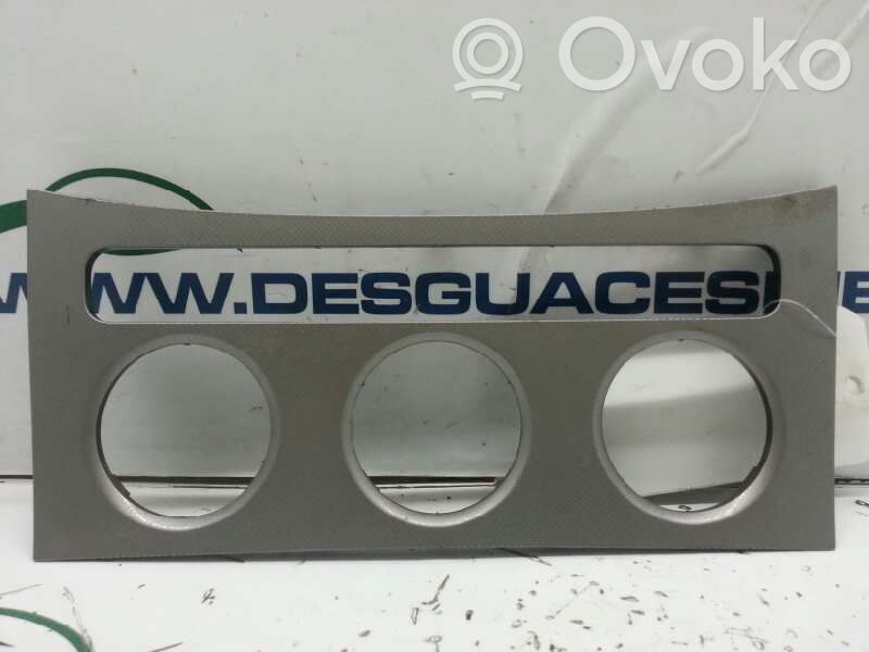 Volkswagen PASSAT B6 Console centrale 