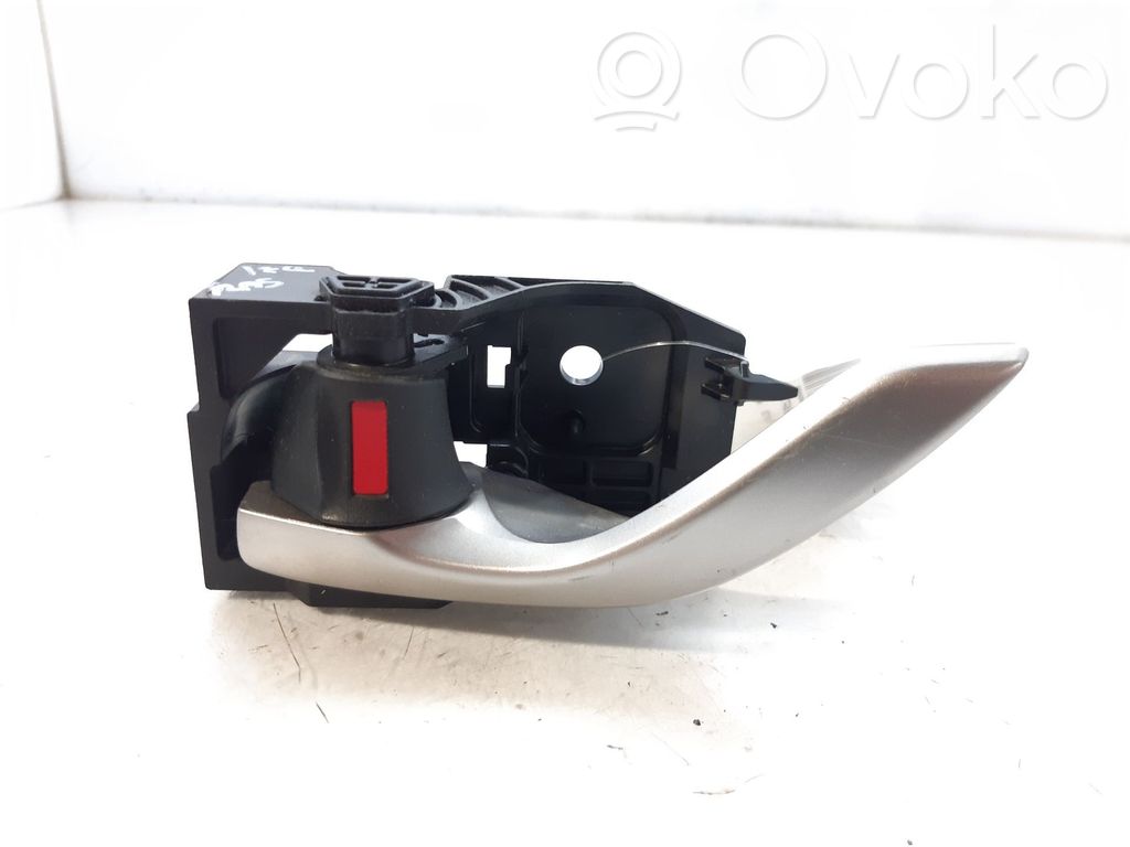 Mâner interior ușă spate   T8315KD53