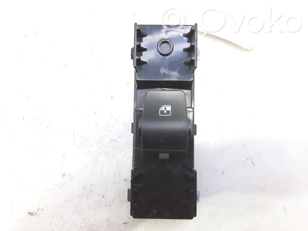 Interruptor del elevalunas eléctrico   93581G3010