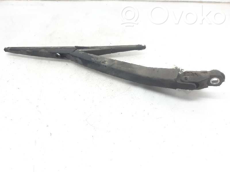 Fiat Punto Evo Ramię wycieraczki szyby tylnej 