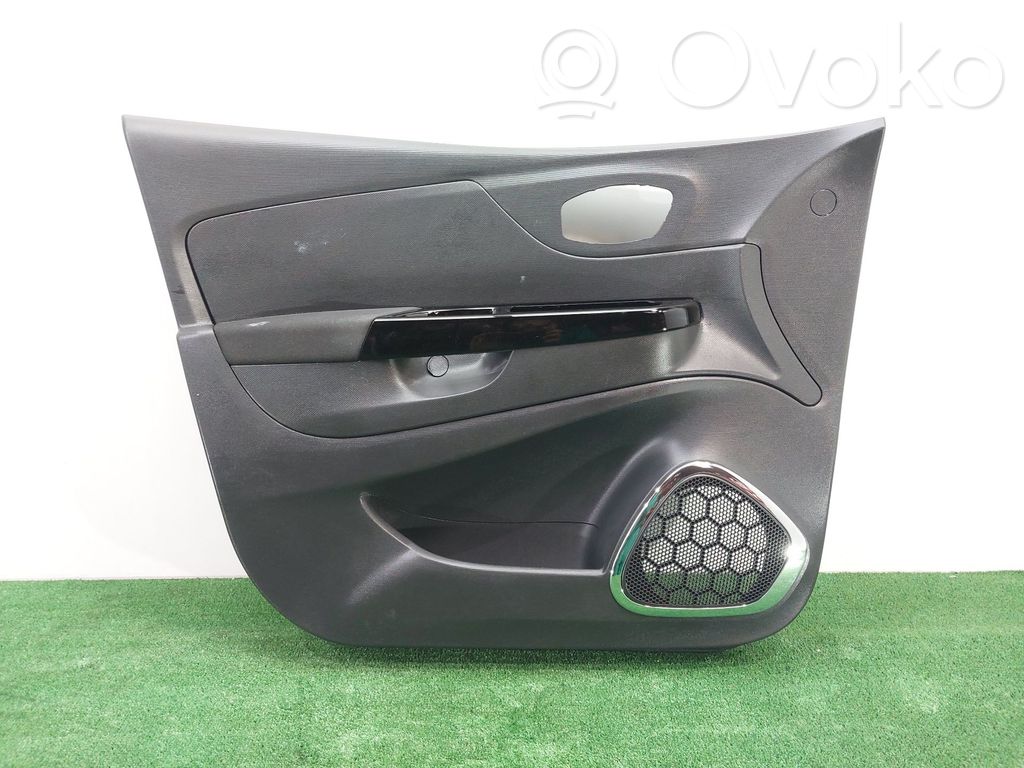 Renault Captur Etuoven verhoilu 