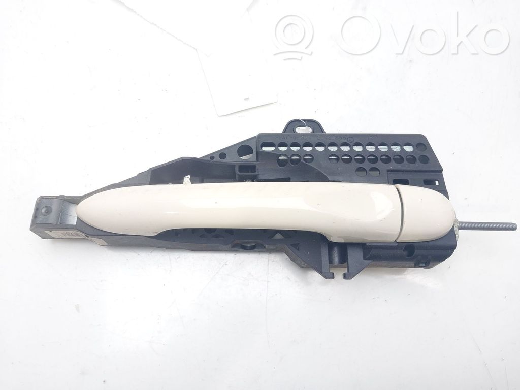Renault Captur Manecilla externa puerta trasera 