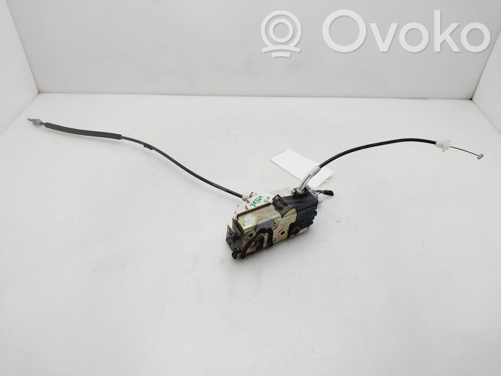 Peugeot 407 Zamek drzwi przednich 