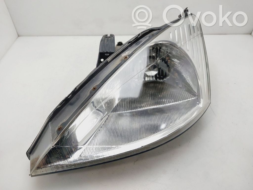 Ford Focus Phare frontale 