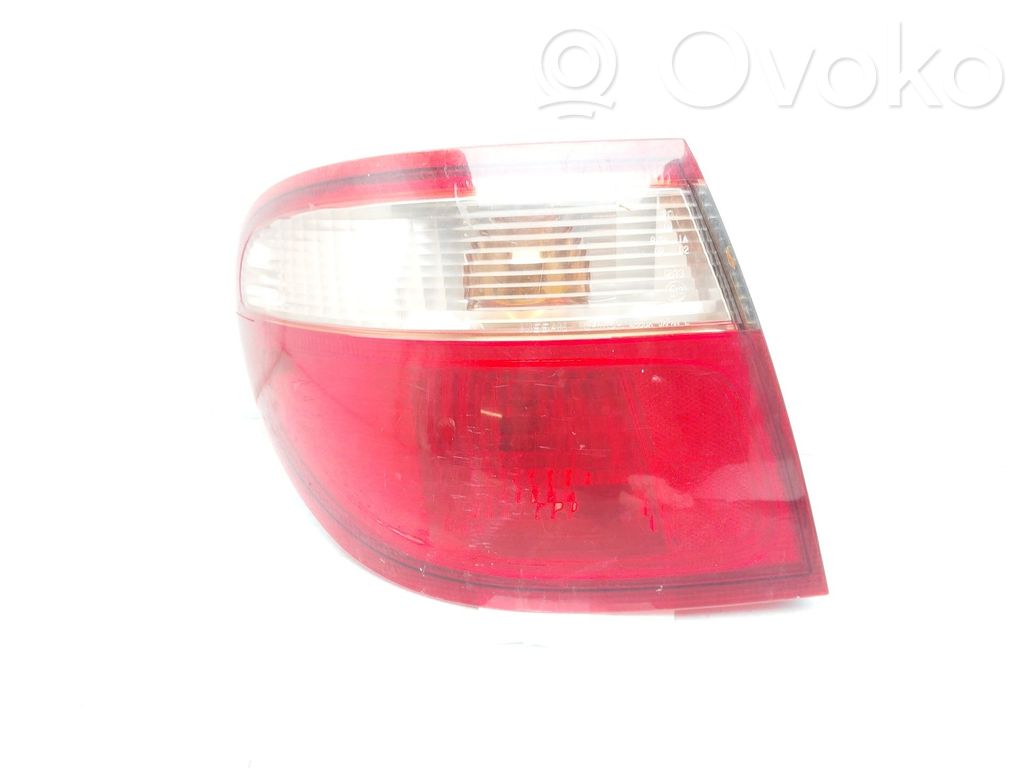Nissan Almera N16 Lampă spate în caroserie