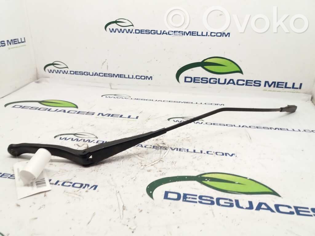 Opel Corsa D Wischerarm vorne 