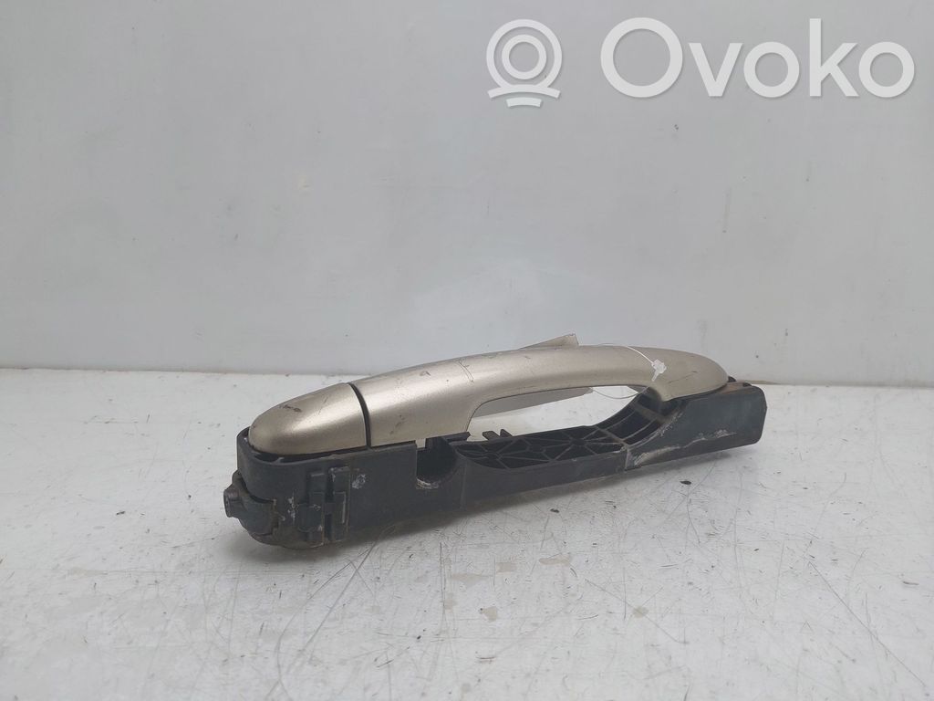 Nissan Primera Manecilla externa puerta trasera