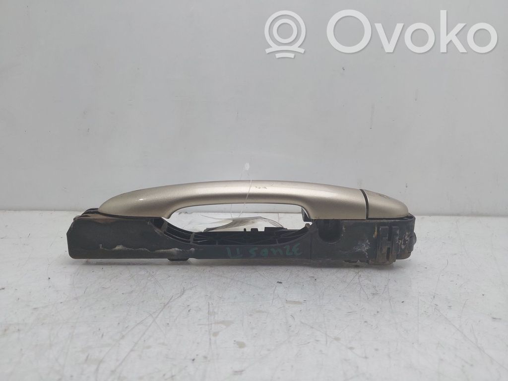 Nissan Primera Manecilla externa puerta trasera