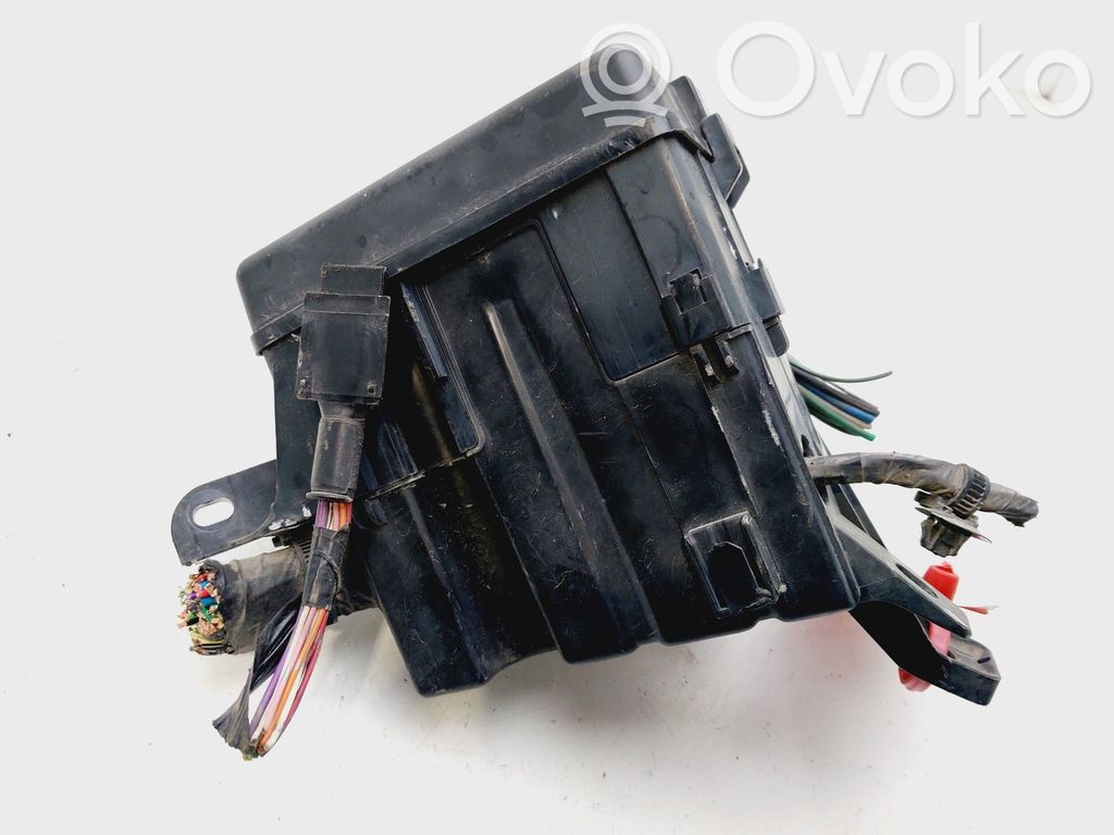Toyota Yaris Módulo de fusible 
