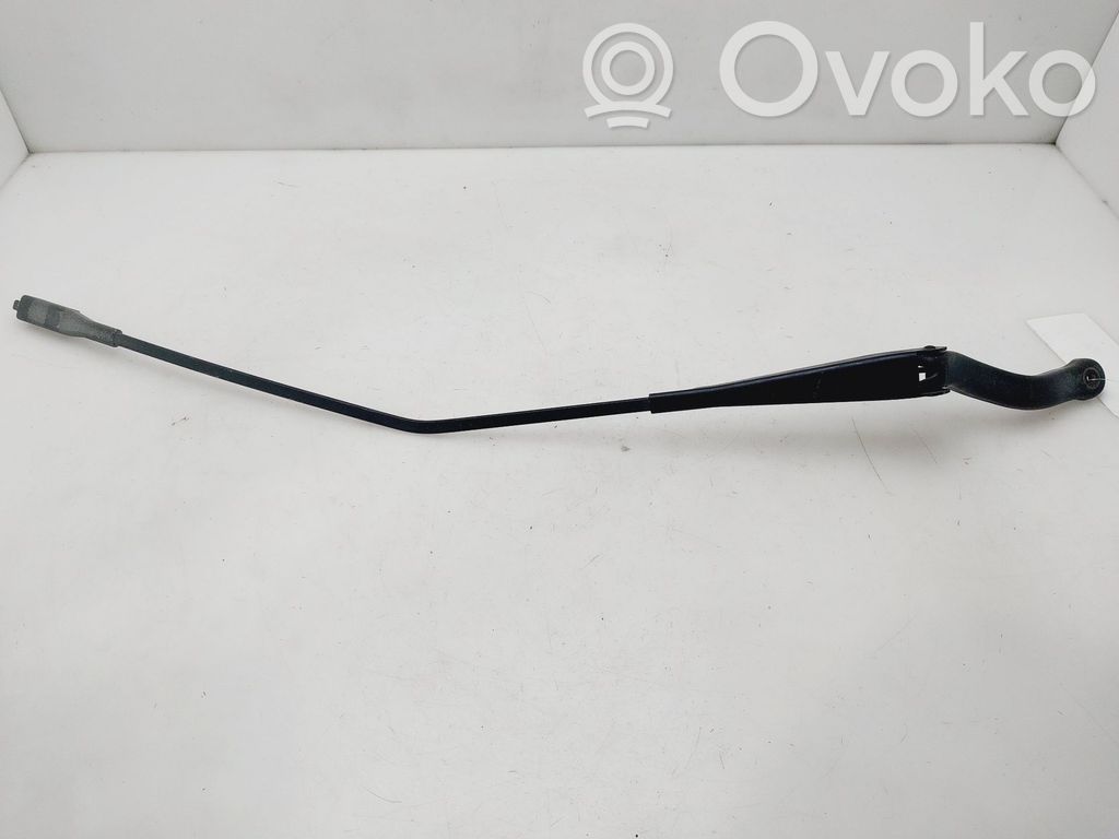 Opel Corsa D Wischerarm vorne 