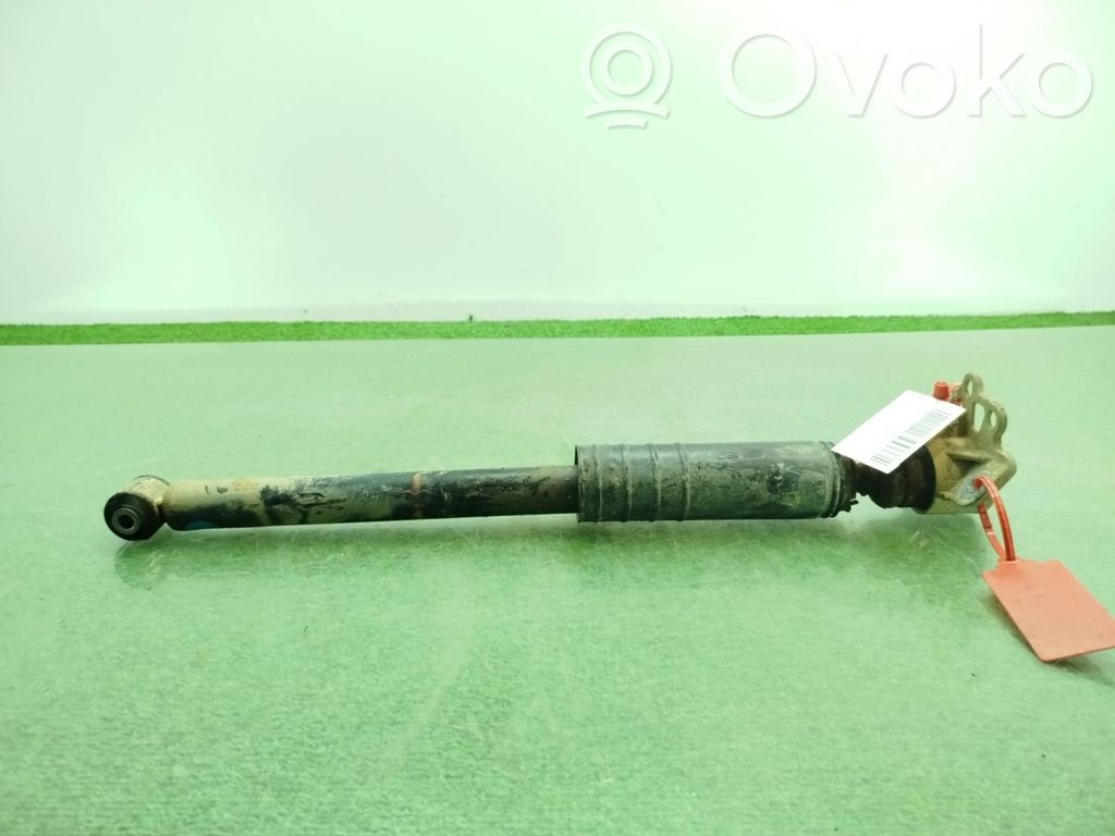 Opel Corsa D Takaiskunvaimennin 