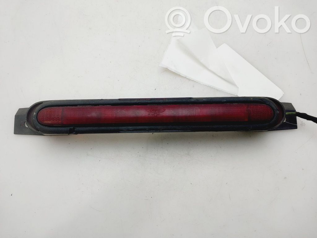 Ford Focus Third/center stoplight 