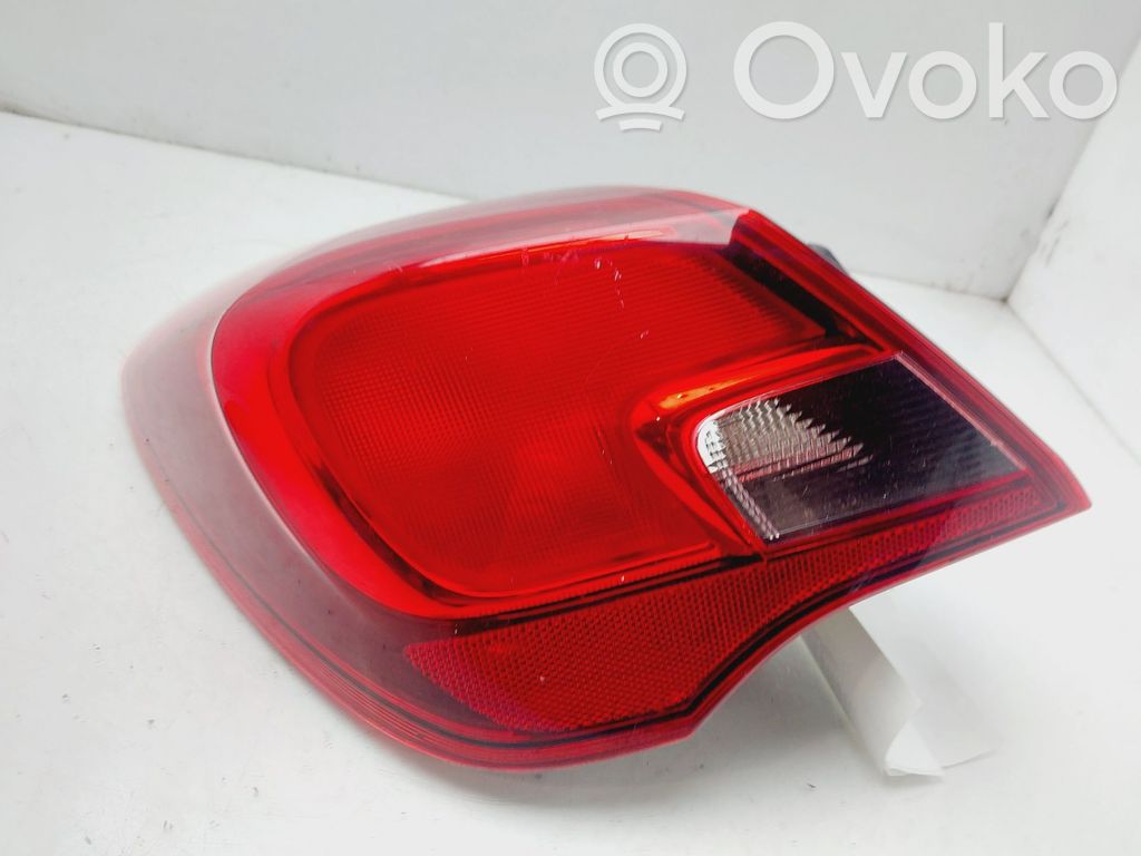 Opel Corsa E Lampă spate în caroserie 