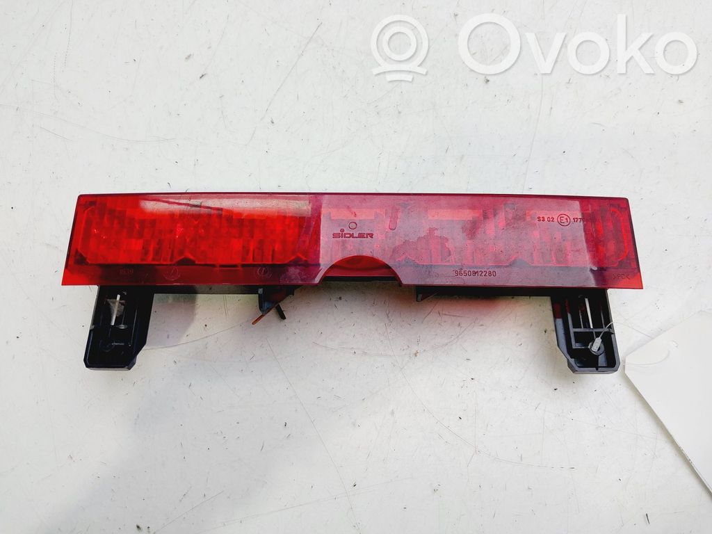 Citroen C4 I Lampă frână centrală 