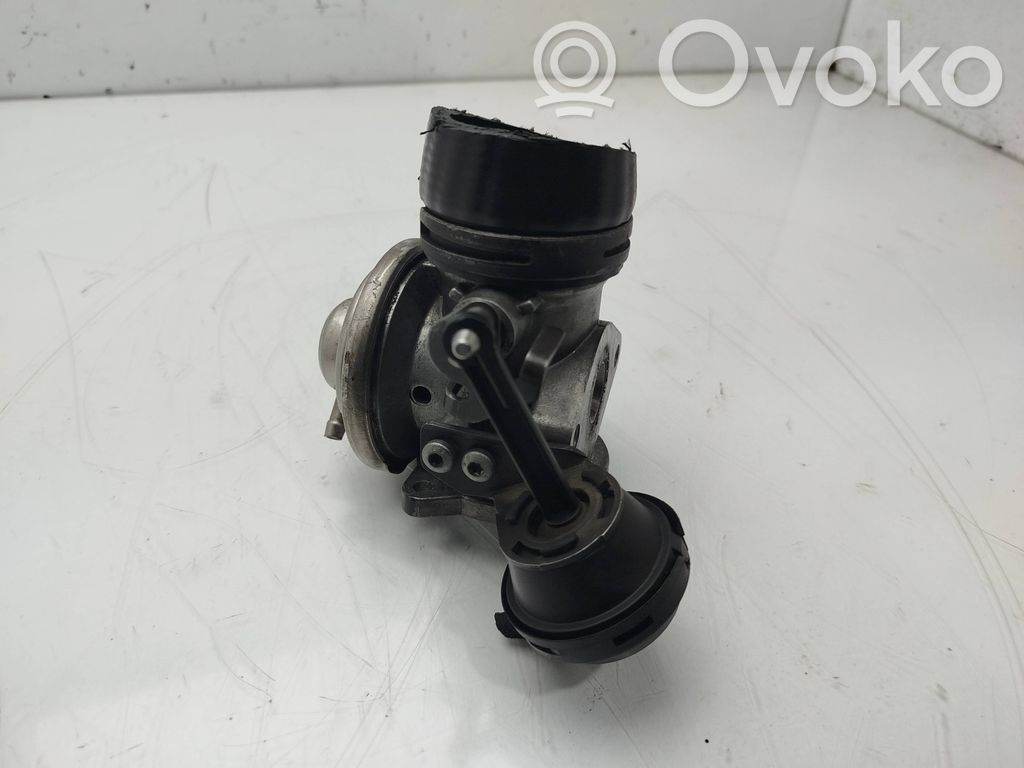 Válvula EGR   038131501E
