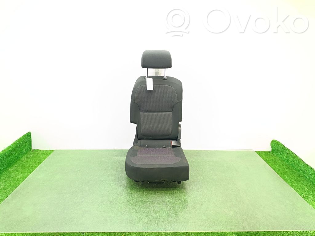 Fotel tylny   5L0883406J