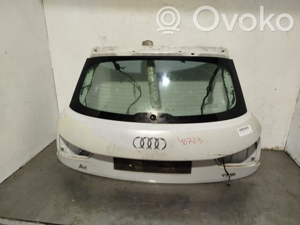 Puerta del maletero/compartimento de carga   8X4827023B