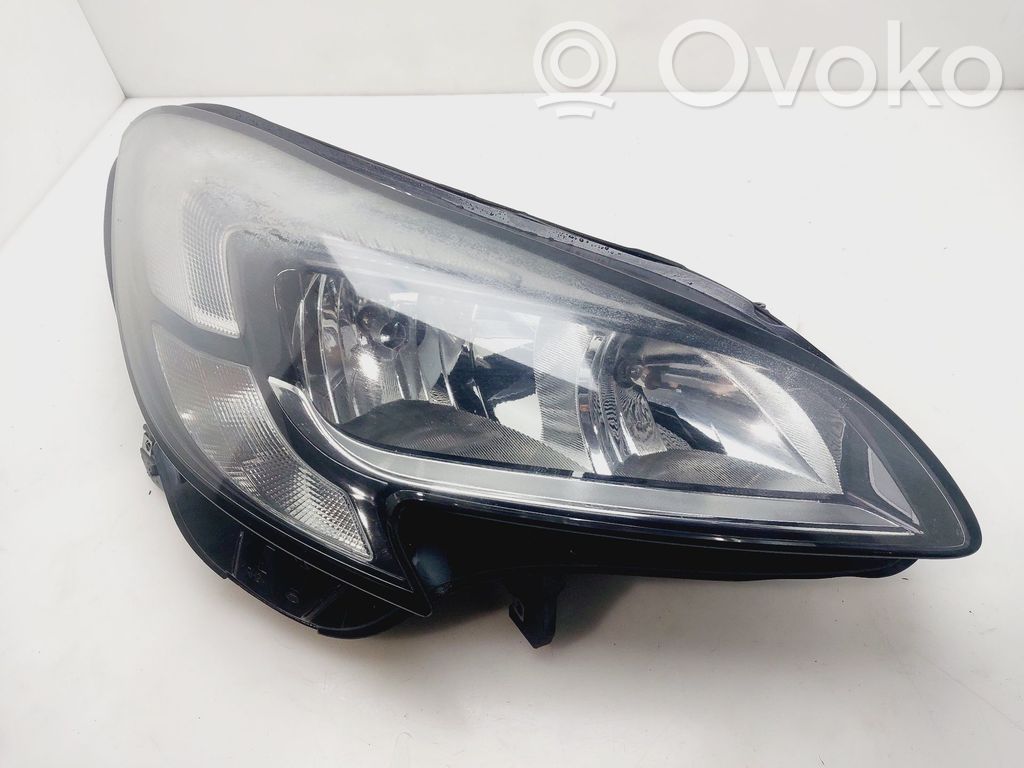 Opel Corsa E Headlight/headlamp 