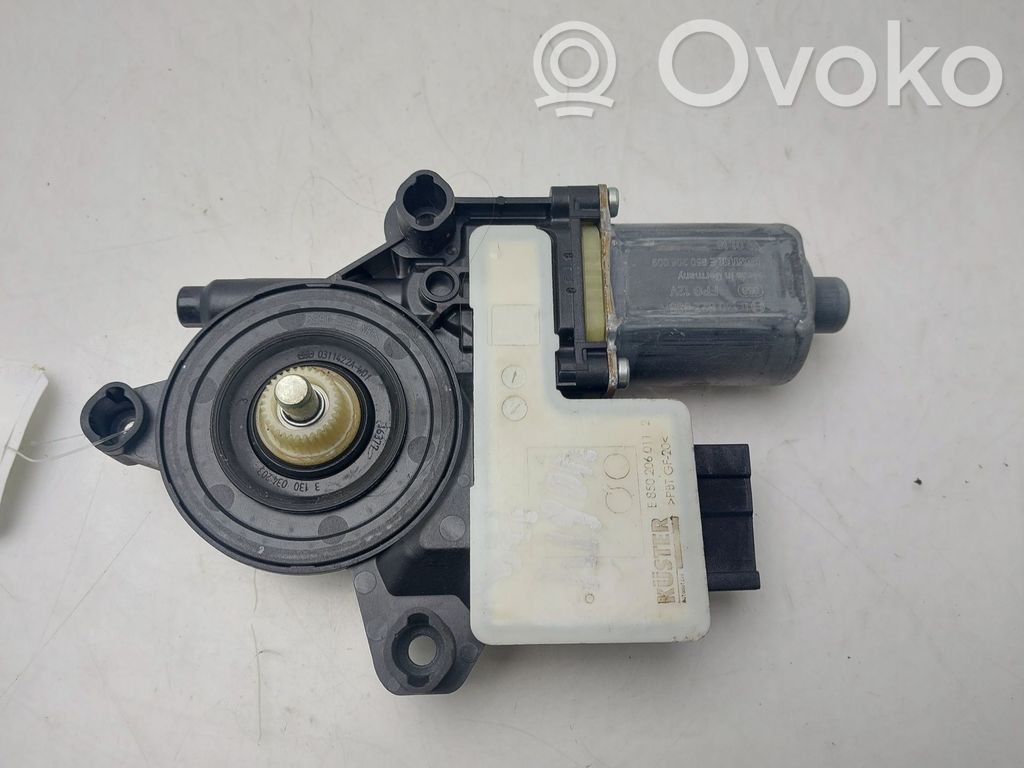 Silnik regulatora szyby drzwi przednich   2Q1959881B