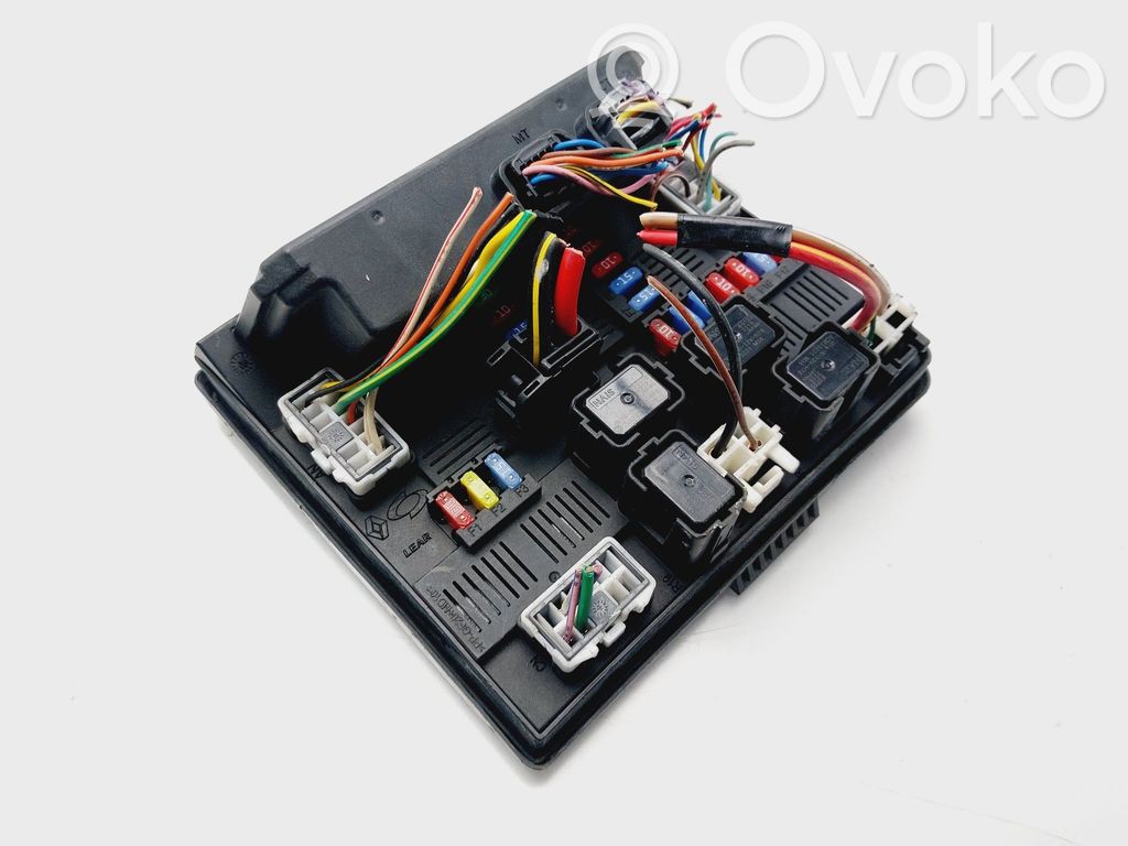 Renault Koleos II Fuse module 