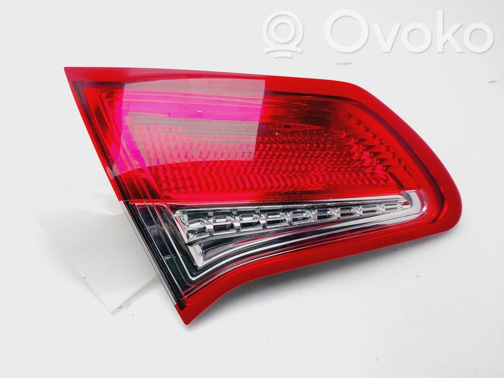 Citroen C4 I Luci posteriori del portellone del bagagliaio