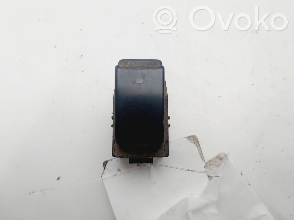 Toyota Corolla E120 E130 Electric window control switch 