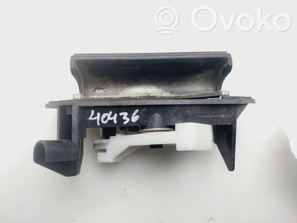 Tailgate trunk handle   6902302010