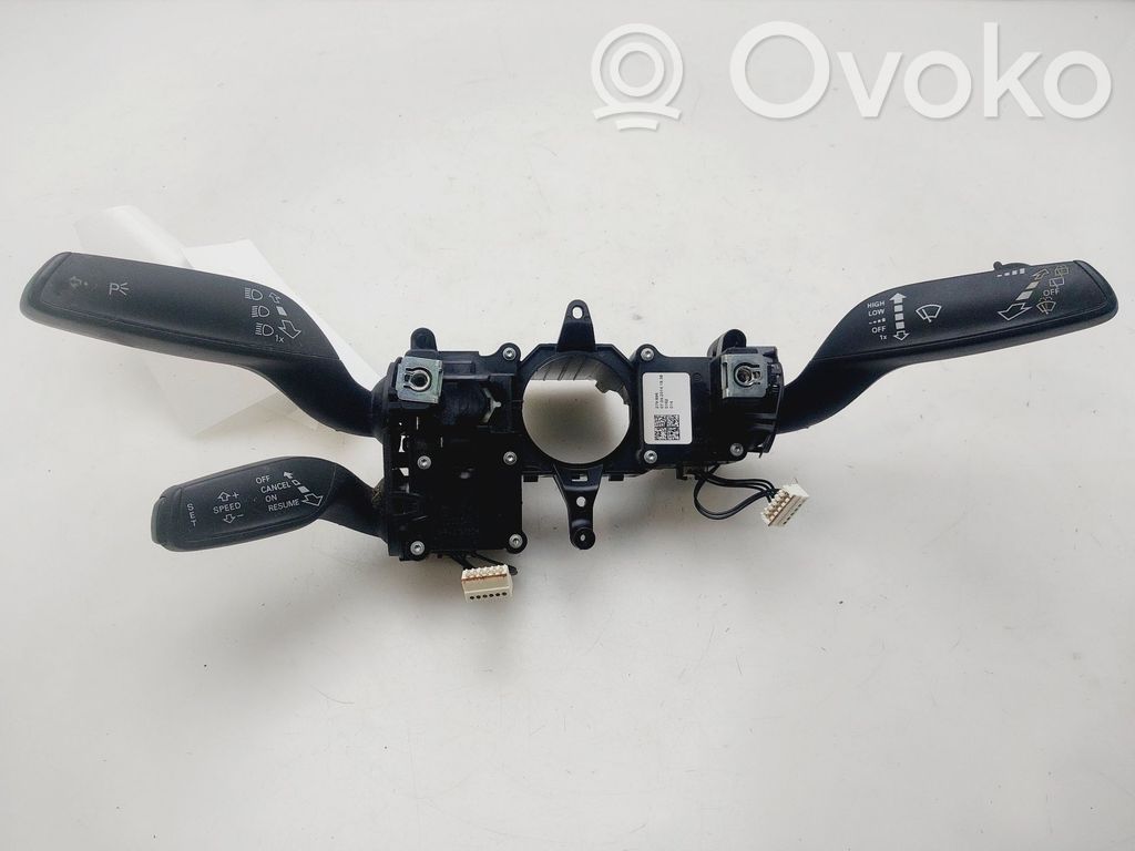 Audi A1 Autres commutateurs / boutons / leviers 