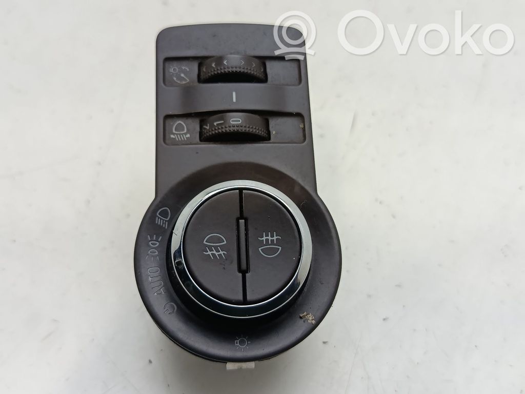Opel Insignia A Interruptor de luz 