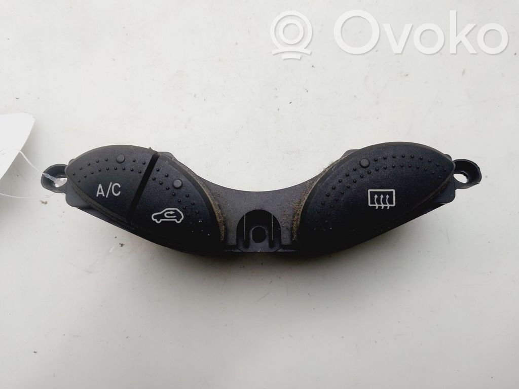 Ford Focus Interruptor de control multifunción 