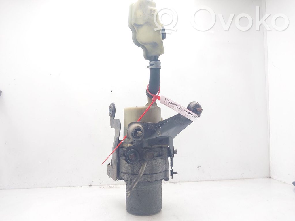 Mazda 3 II Ohjaustehostimen pumppu 