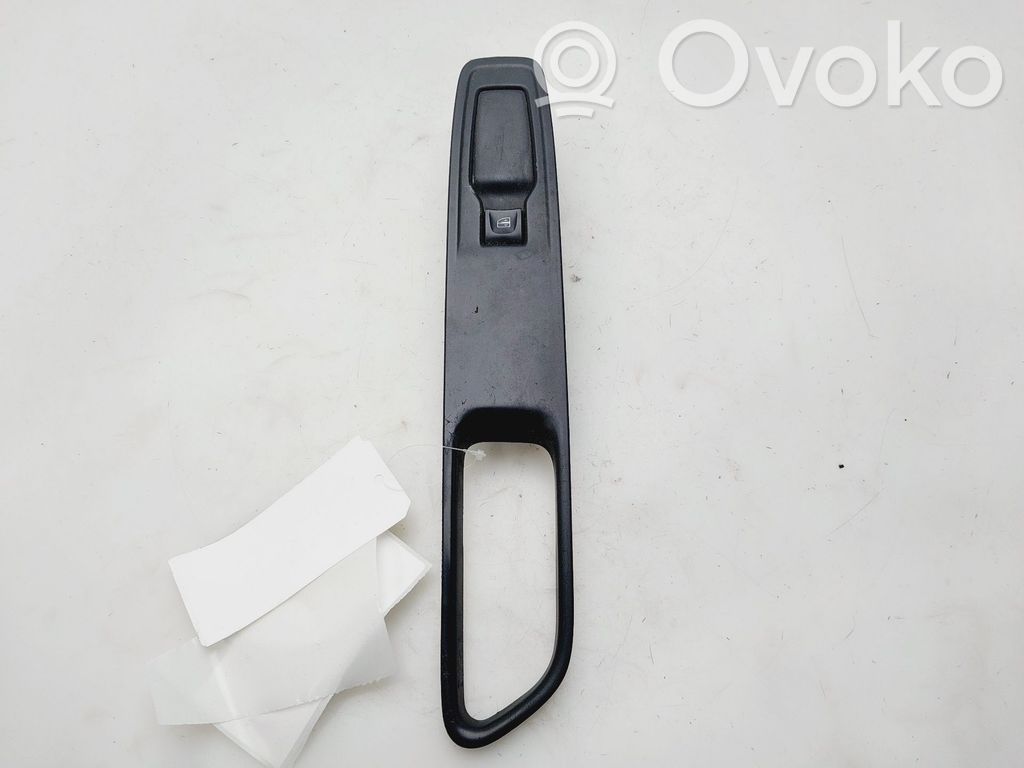 Renault Clio IV Interruptor del elevalunas eléctrico 
