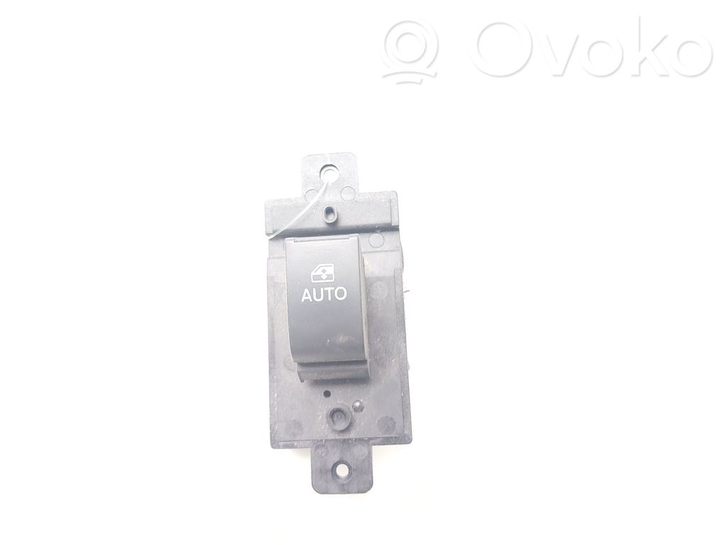 Opel Antara Electric window control switch 
