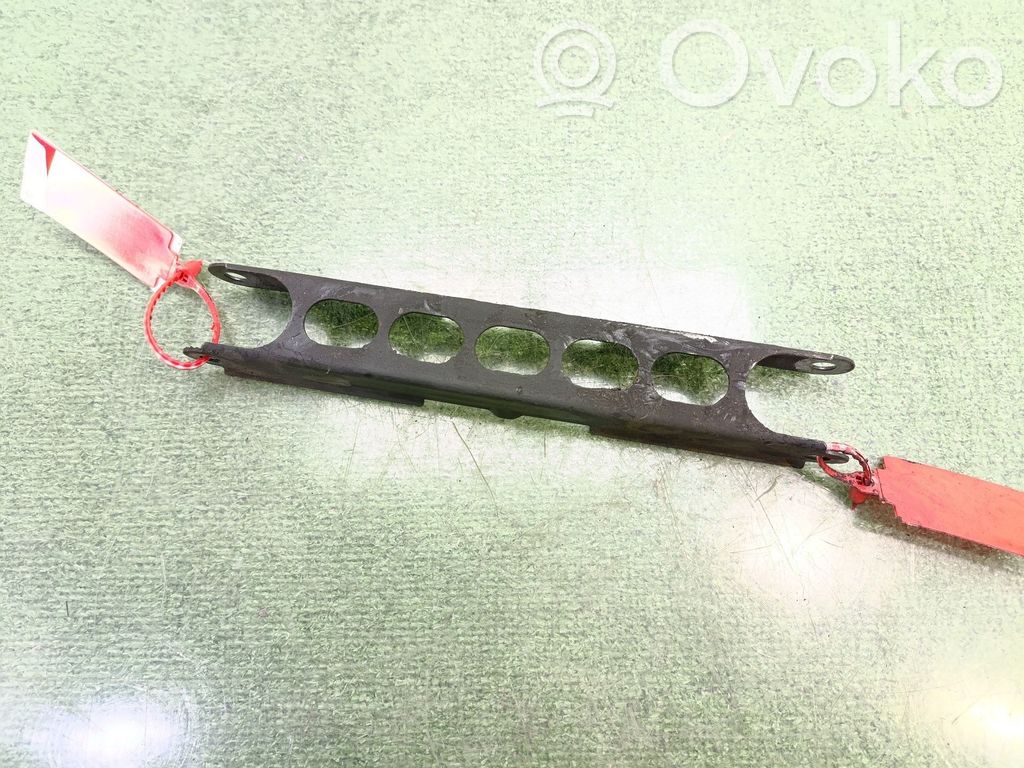 Takatukivarsi   33326763477