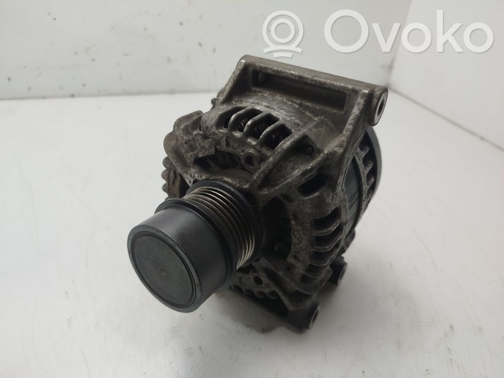 Ģenerators   39047360
