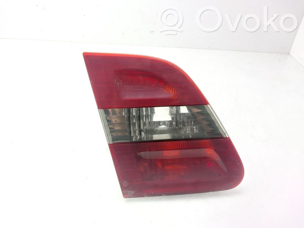 Mercedes-Benz B W245 Luci posteriori del portellone del bagagliaio