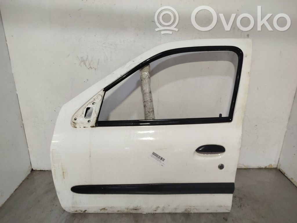 Renault Clio II Puerta delantera 