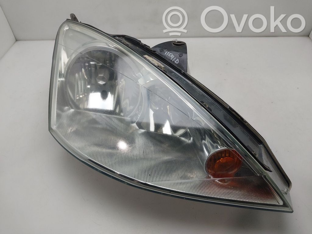 Ford Focus Scheinwerfer 