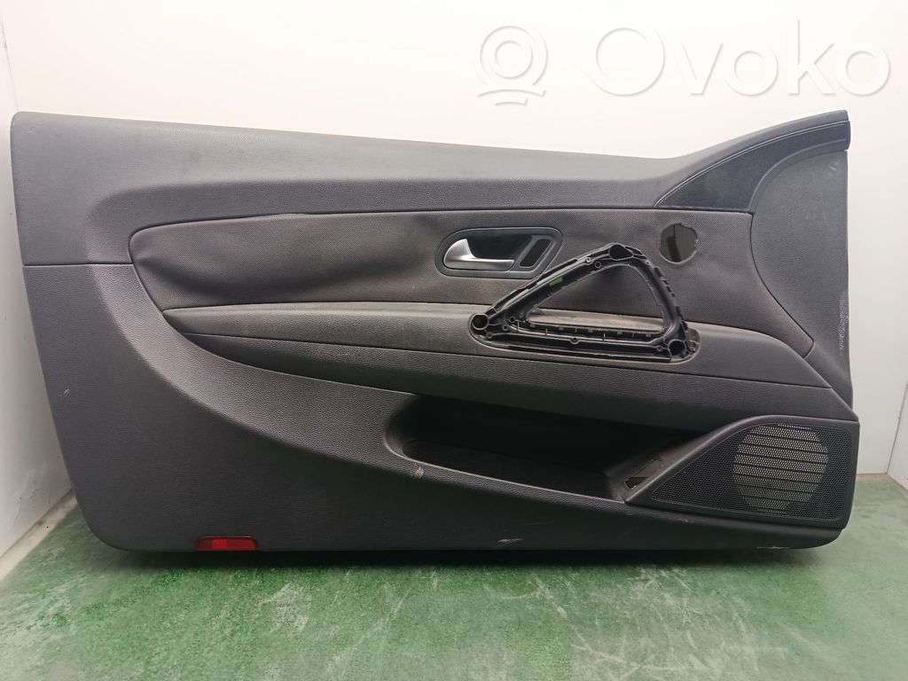 Volkswagen Scirocco Etuoven verhoilu 