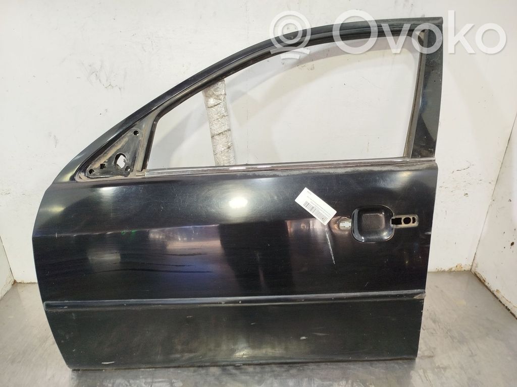 Ford Mondeo Mk III Puerta delantera 