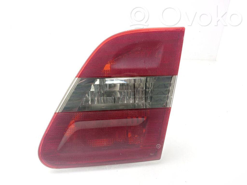 Mercedes-Benz B W245 Luci posteriori del portellone del bagagliaio