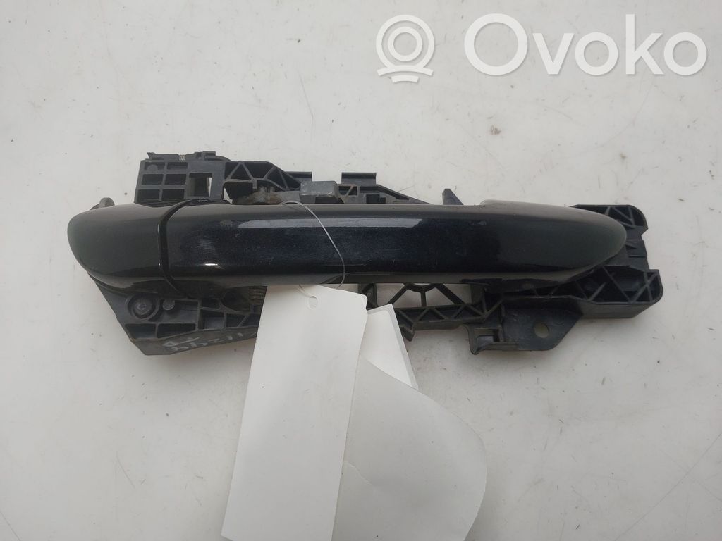 Manecilla externa puerta trasera   3C0837886